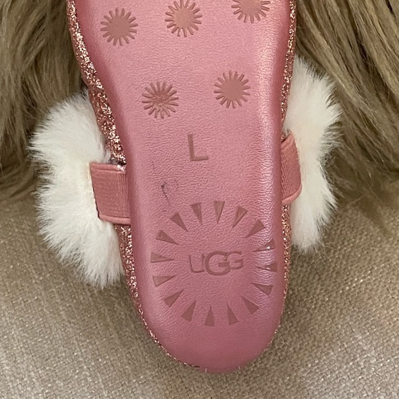 Ugg fur crib ballerina slipper - Picture 3 of 5